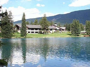 The Fairmont Jasper Park Lodge harks back to the days of the luxury rustic lodge.